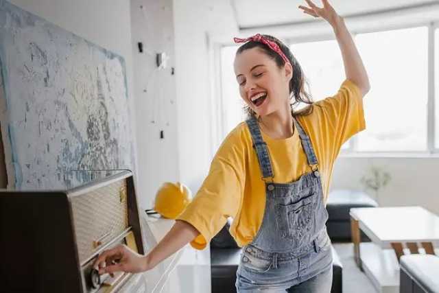 Confesercenti, nel 2023 spesa mensile degli italiani +45,5% al mese 